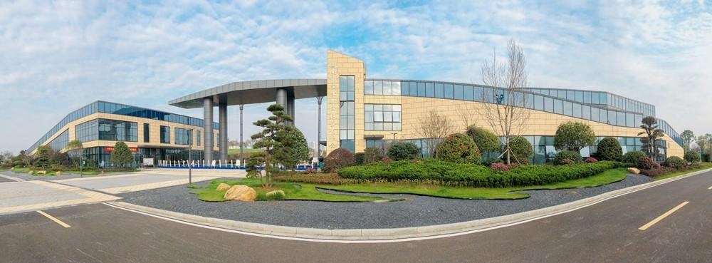 1611109616853508.jpg 公司前植被2_副本.jpg